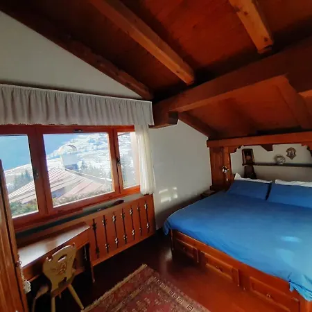 Apartment Mansarda In A Cortina