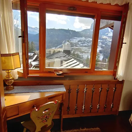 Apartment Mansarda In A Cortina *