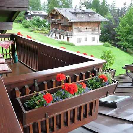 Apartment Mansarda In A Cortina